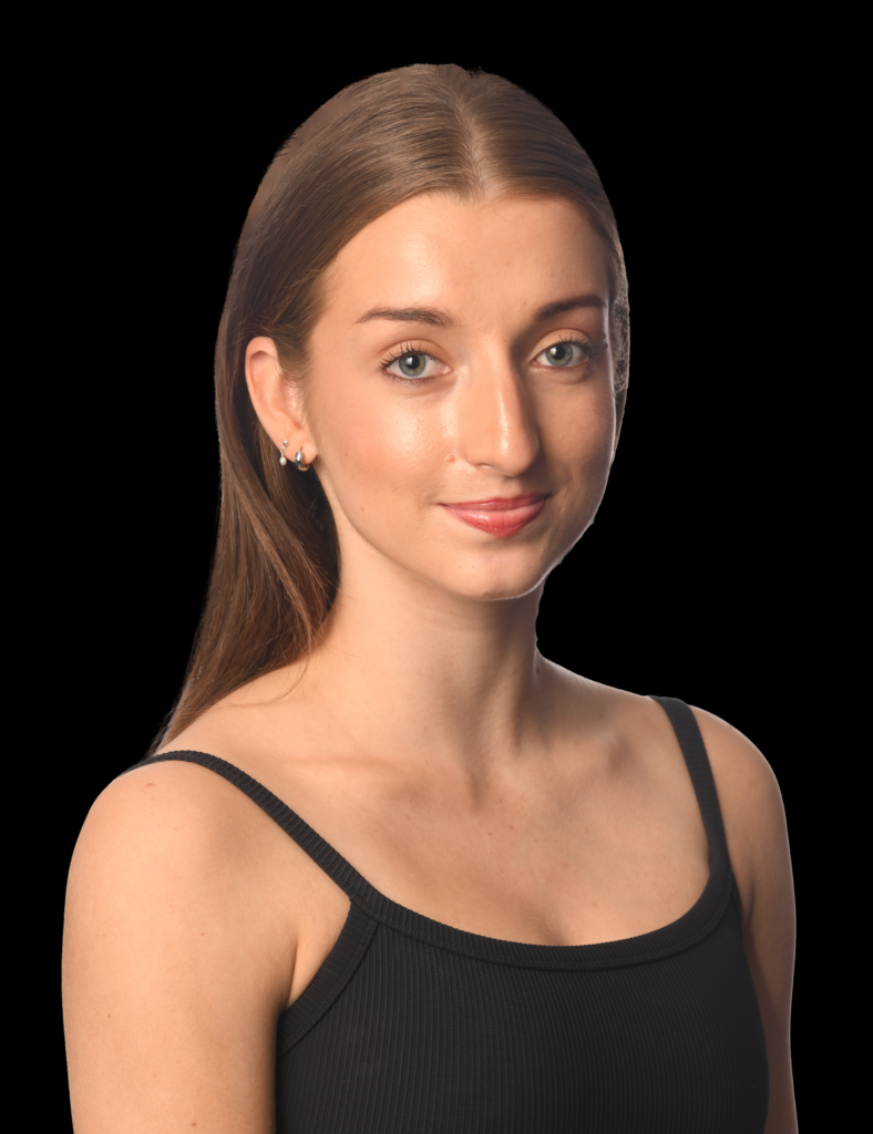 BellaCollishaw-CompanyArtist-BIGLive